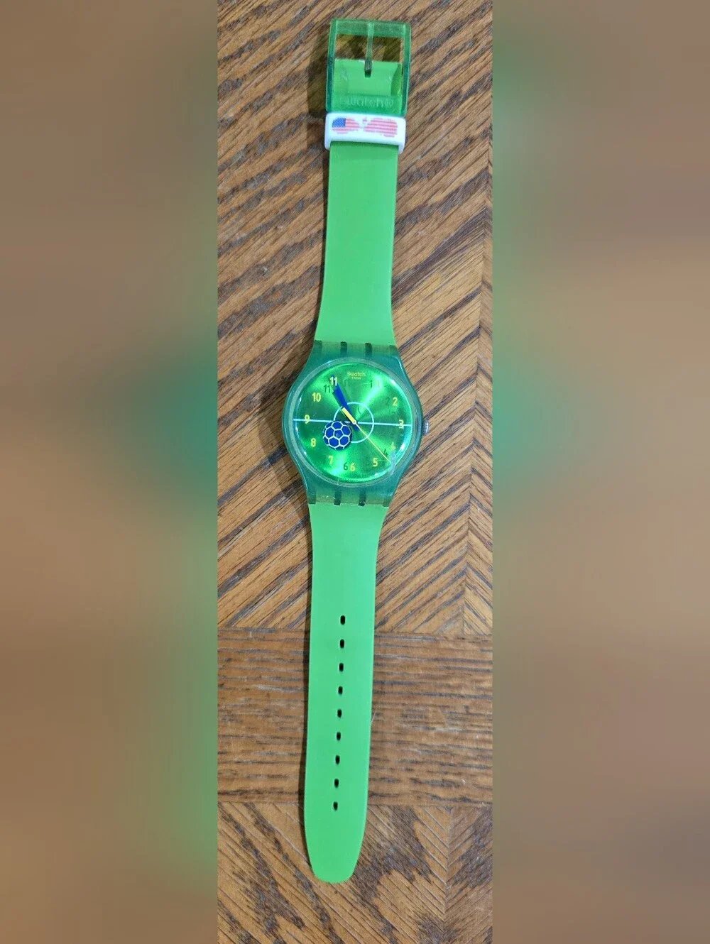 Swatch Entusiasmo SUOZ175 from 2014 FIFA World Cup Brazil New Gent, New Battery